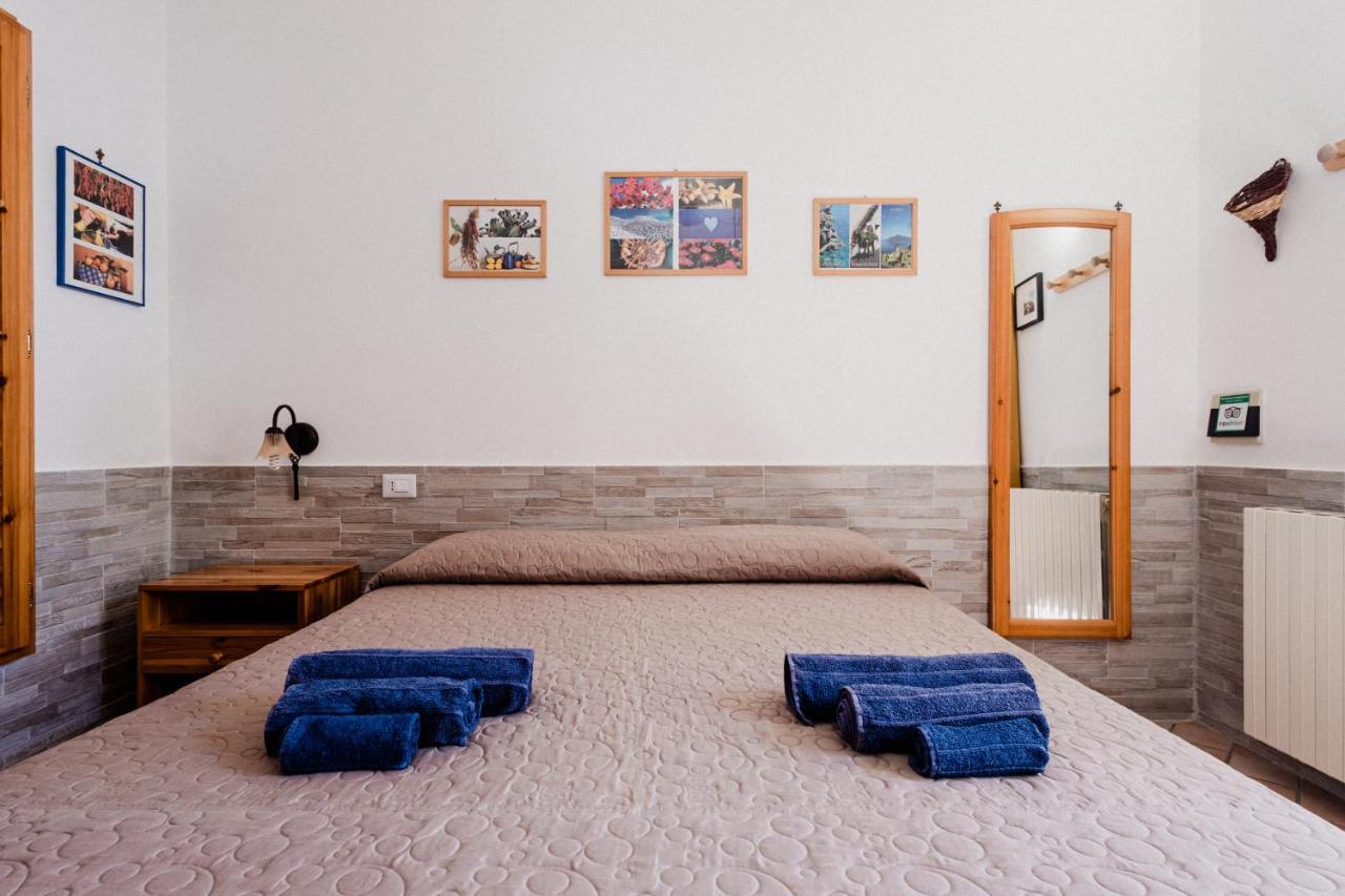 Lauricella Bed And Breakfast Lipari  Exterior foto