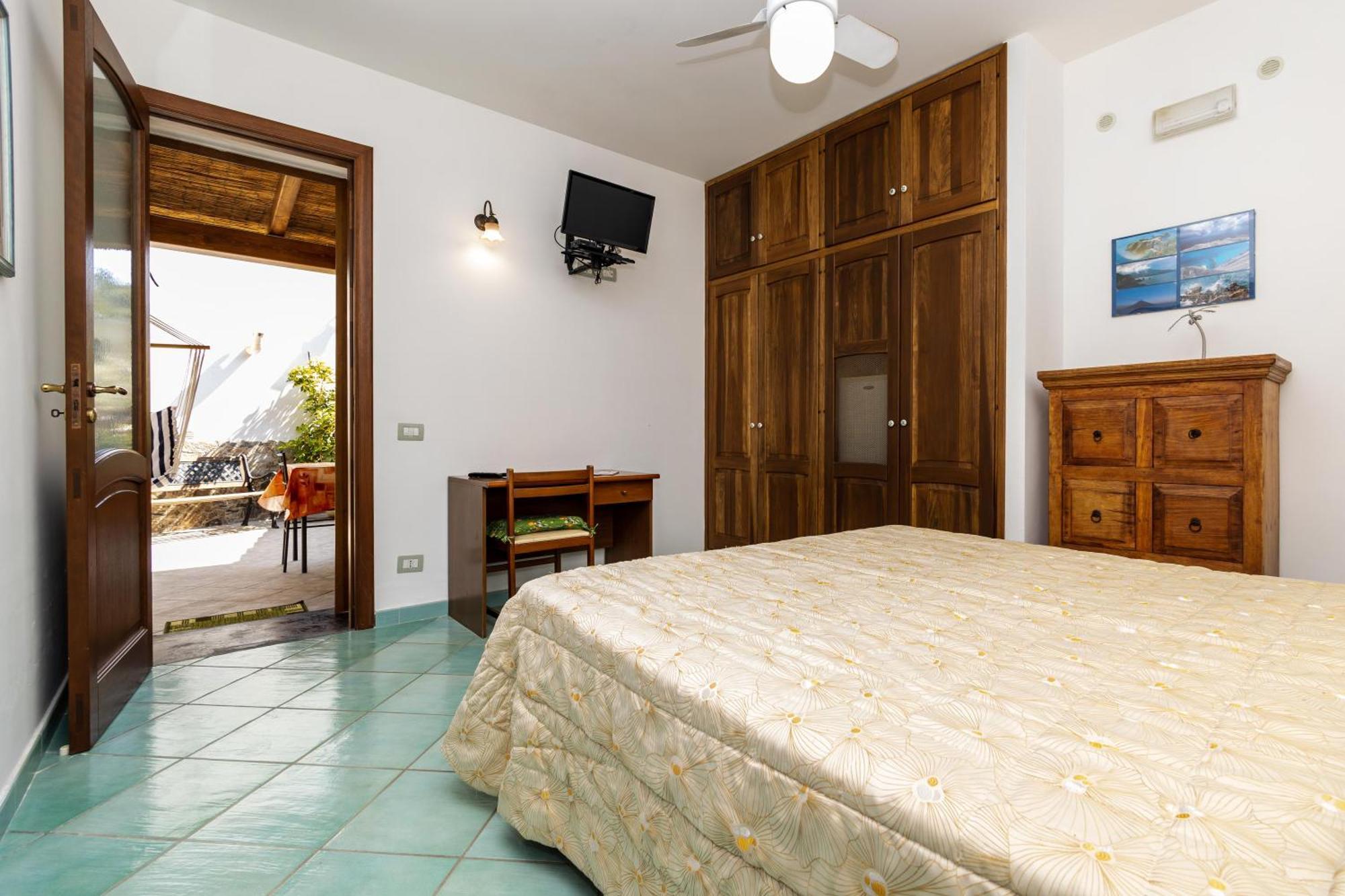 Lauricella Bed And Breakfast Lipari  Exterior foto